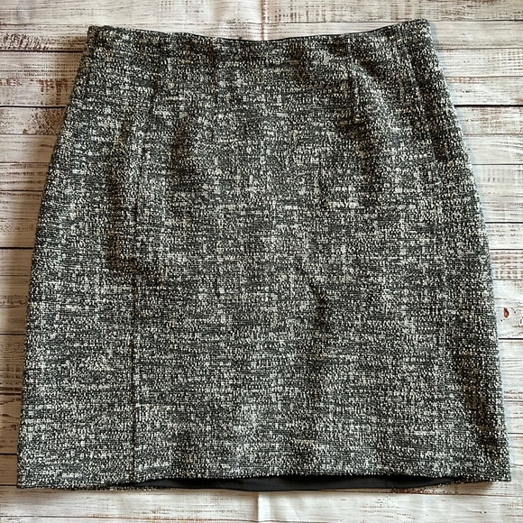 MM. Lafleur Boucle Pencil Skirt 6 - Picture 3 of 6